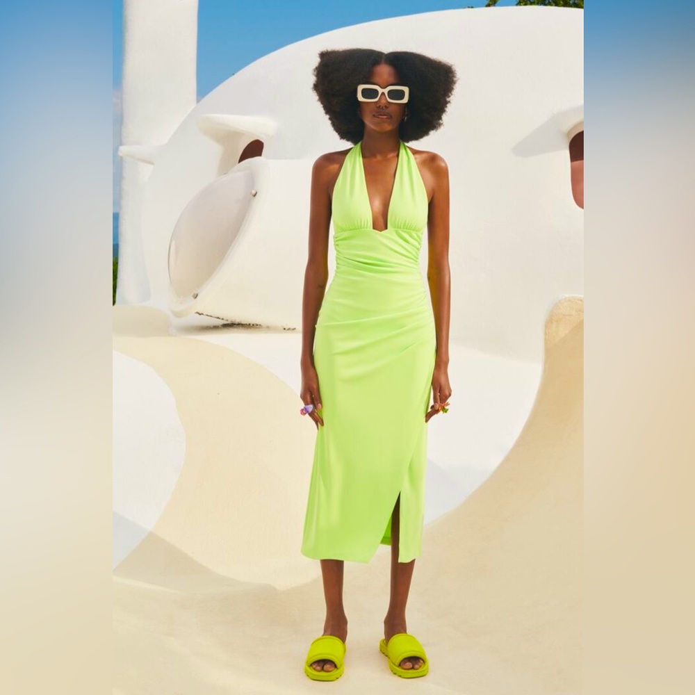 Draped halter dress 💕